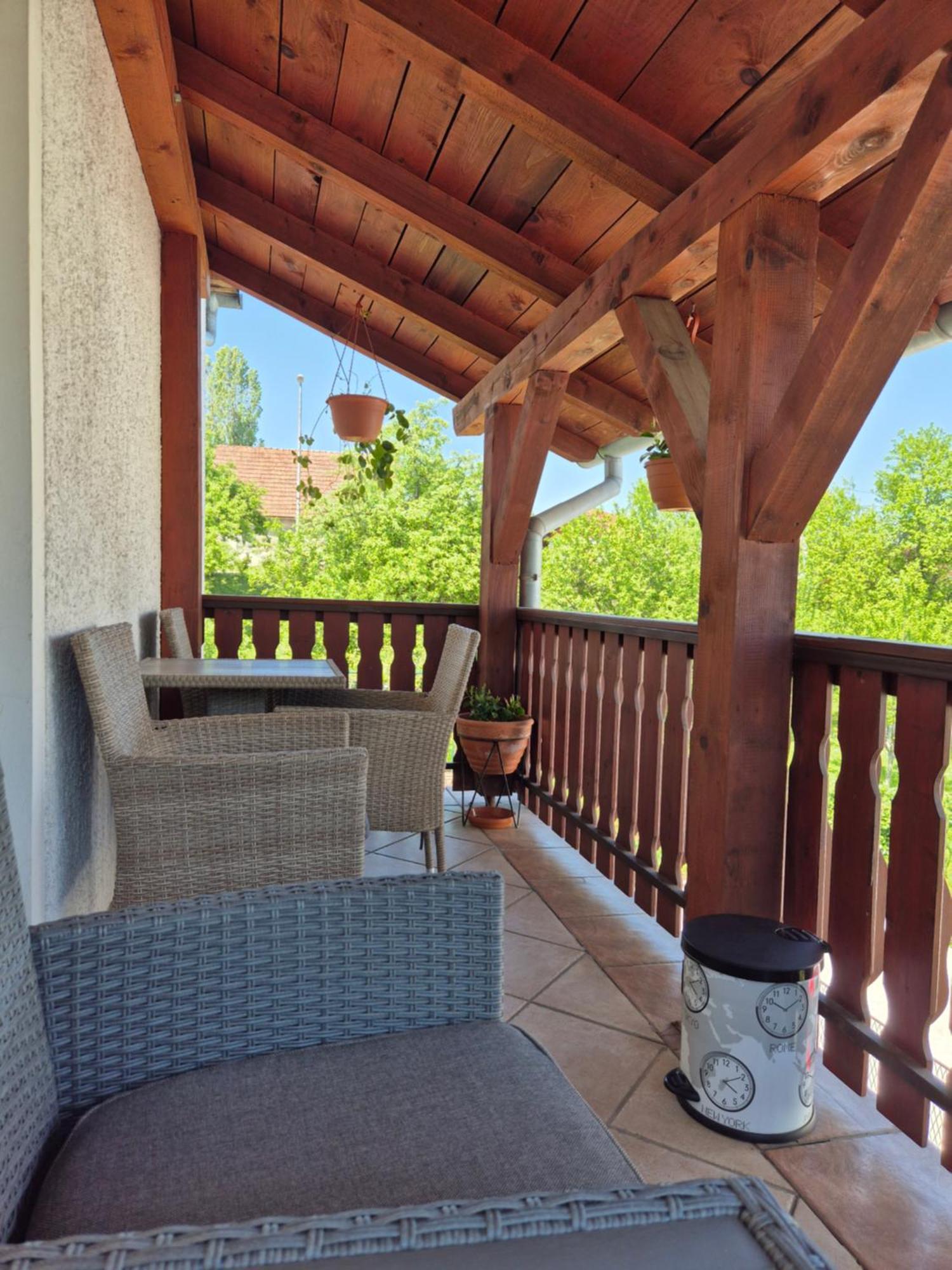 סלוניי Rooms Garden מראה חיצוני תמונה